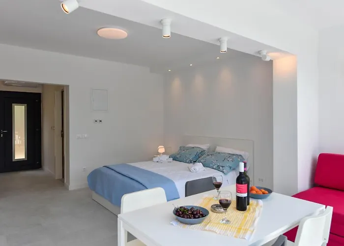 Lazaneo Seafront Apartments, Hvar Appartamento *