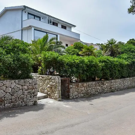 Lazaneo Seafront Apartments, Hvar *