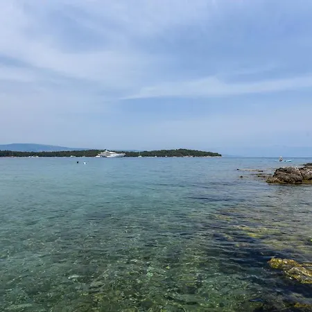 아파트 Lazaneo Seafront Apartments, Hvar *