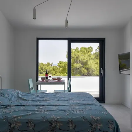 Lazaneo Seafront Apartments, Hvar 젤사