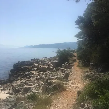 Lazaneo Seafront Apartments, Hvar *