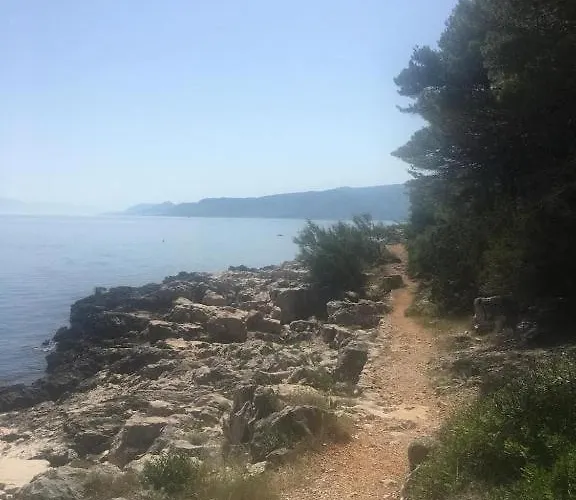 Lazaneo Seafront Apartments, Hvar *